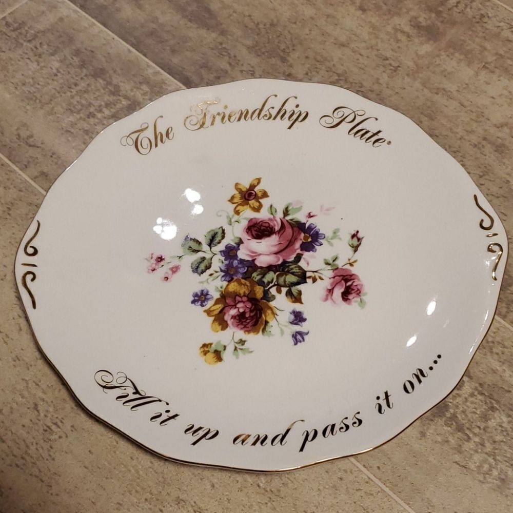 EUC Aldas Forever Pass it On Floral Plate